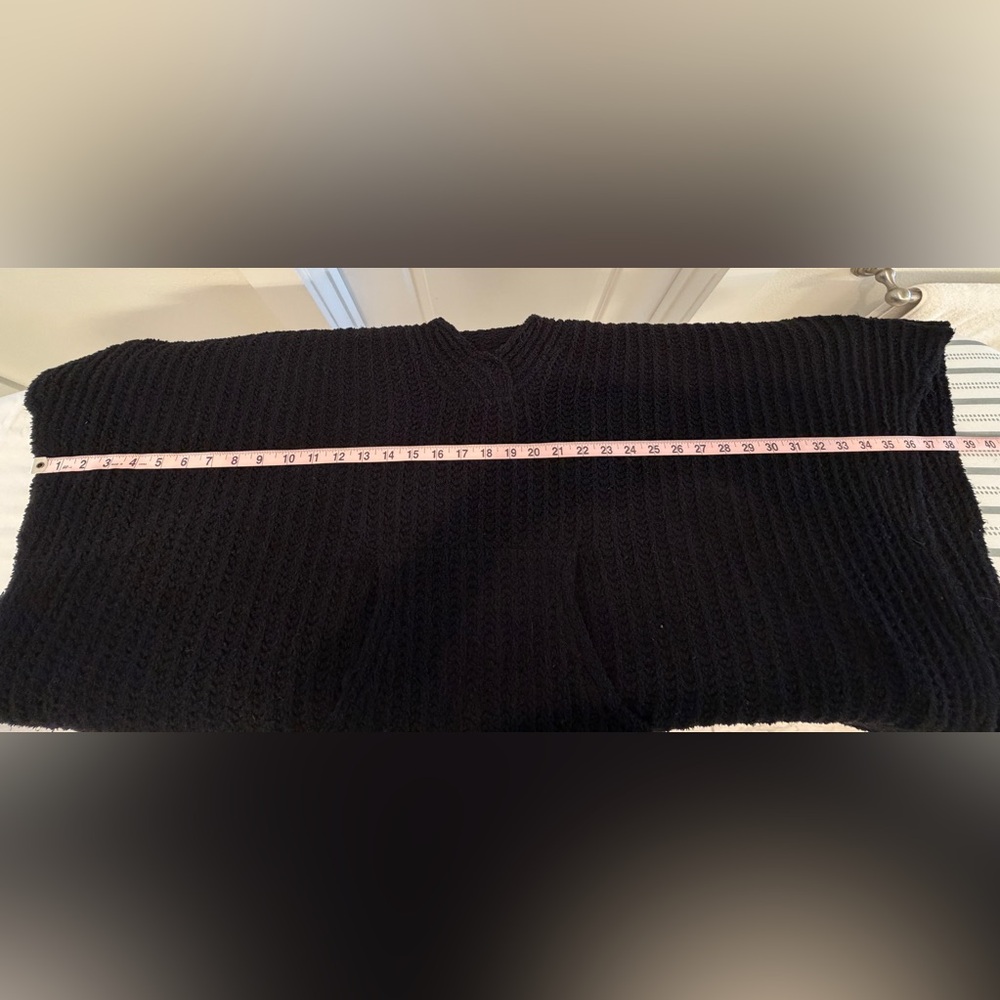 Tommy Bahama Oversized Black V-Neck Poncho Sweater - Picture 9 of 11